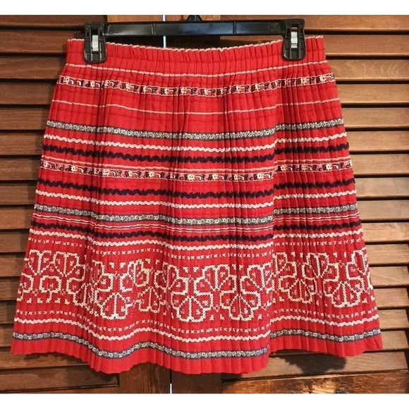 Club Monaco Dresses & Skirts - Club Monaco Red/White/Blue Pleated Embroidered Olla Skirt Women's XS